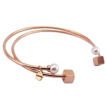 Youniq Pearl Love &amp; Cube 18k Rosegold Titanium Cuff Bracelet Set