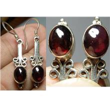 A pair of flower design Garnet crystal lady silver ear ring - 2.68g
