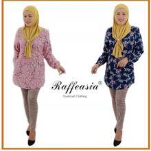 RAFFEASIA Blouse Modern Design Pocket Kanan Corak Bunga Butang Lengan