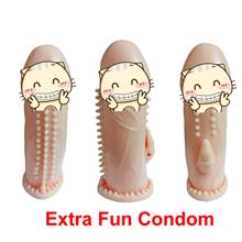 ( Free 2 Gift ) One Piece V Type Reusable Delay Particles Condom