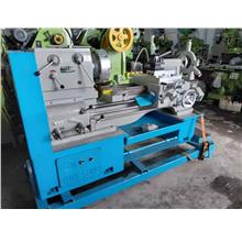 Used Yung Sung Lathe Machine